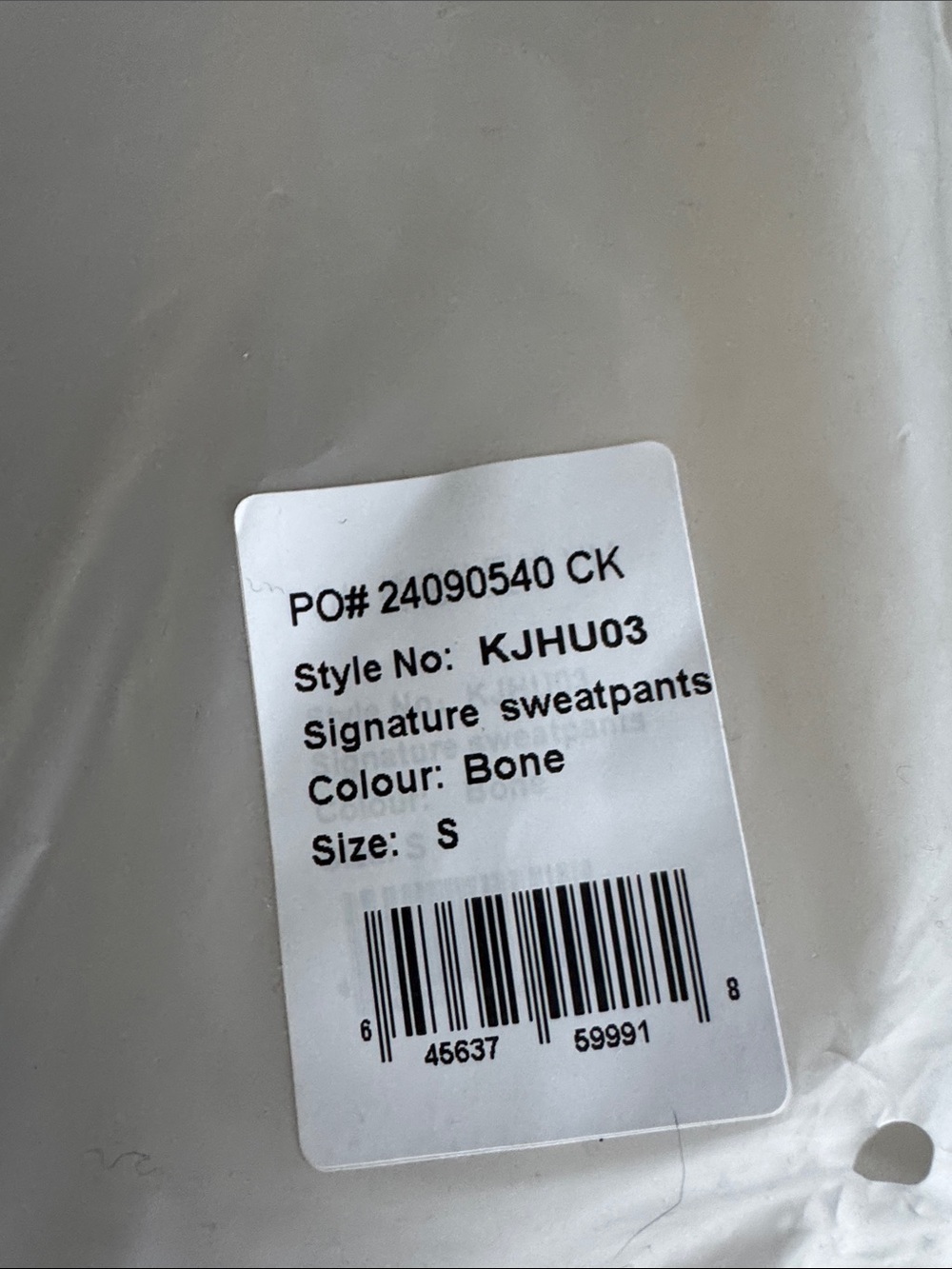 Comfrt men’s or women’s size small - Picture 2 of 3
